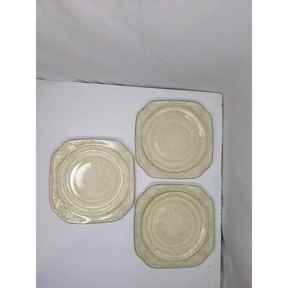 Set Of 3 Vintage Federal Glass Madrid Amber Square Plate‎ Yellow